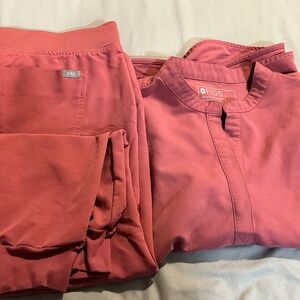 FIGS Breast Cancer Awareness Rafaela Top PO 2961 +Joggers PO 3157 (L/P)